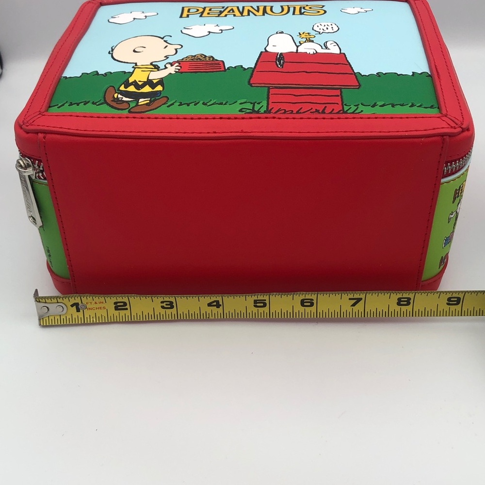 Snoopy Loungefly Peanuts Celebration Bag Charlie Brown Red - Picture 13 of 15